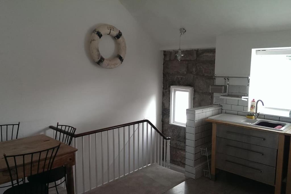 Seaview Cottage With Oodles Of Charm Sleeps 4 Portland Exterior foto